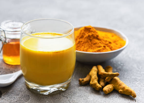 Golden Milk (Turmeric Latte)